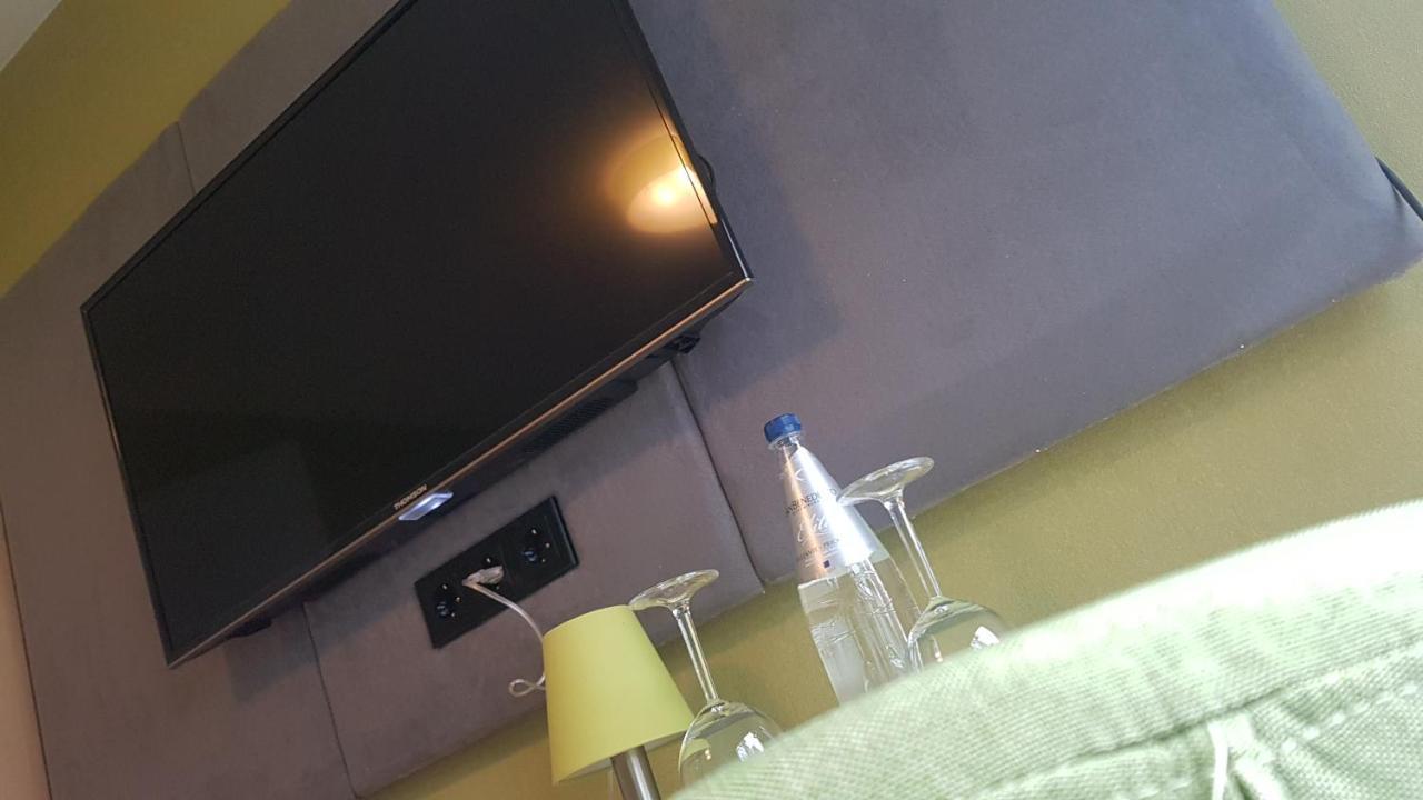 Modern Hoteliving Giessen Bagian luar foto