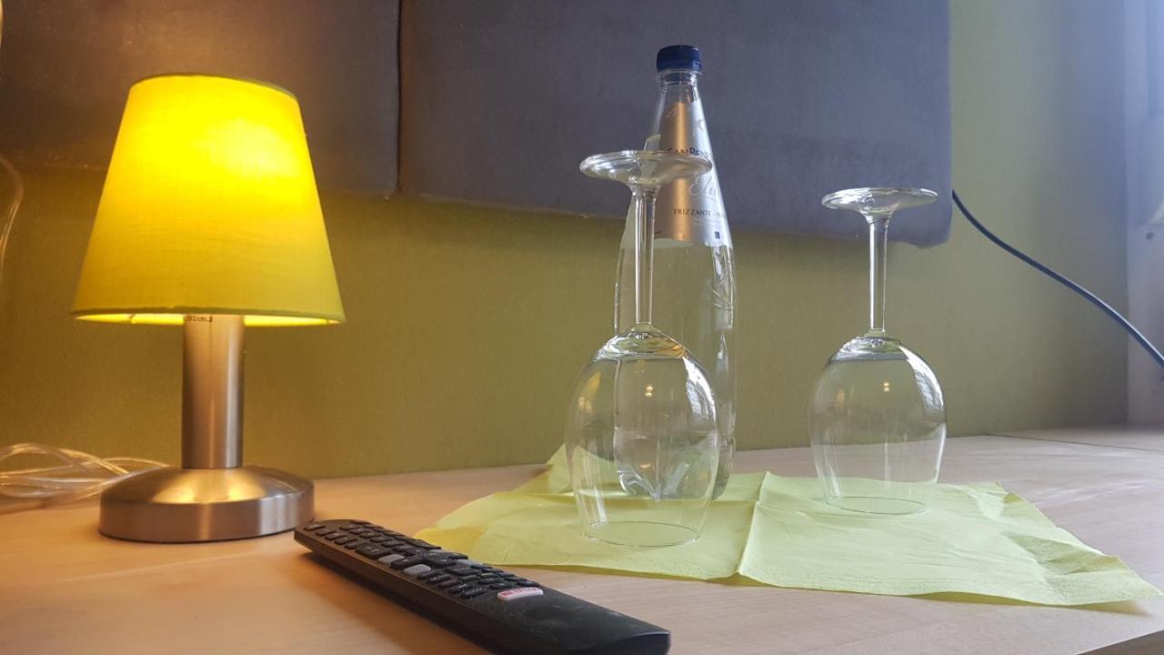 Modern Hoteliving Giessen Bagian luar foto