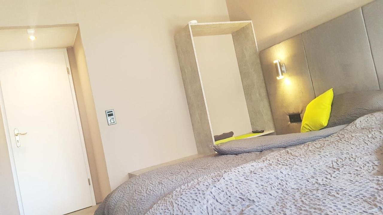 Modern Hoteliving Giessen Bagian luar foto
